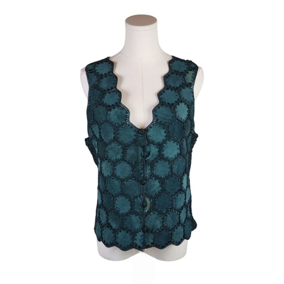 SOLD Rare Vintage LEATHET Green Suede Patchwork Vest Boho Scallop Crochet Size S - Picture 2 of 11